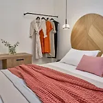 Voya Sifnos Mindful Kamarai