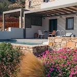Voya Sifnos Mindful Kamarai